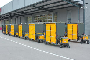 Outdoor tugger train Industry Train