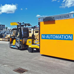 IT900 autonomous tugger train