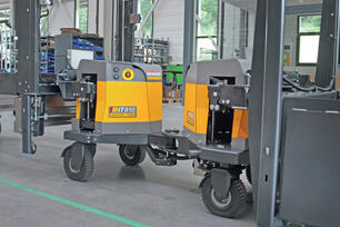 Industry Train Outdoor Tugger Train IT810