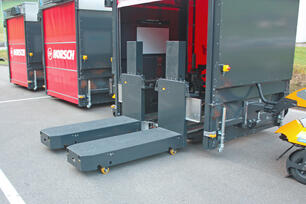 Autonomous outdoor tugger train IT630