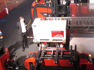 Rollenbahn-Förderband Warenträger