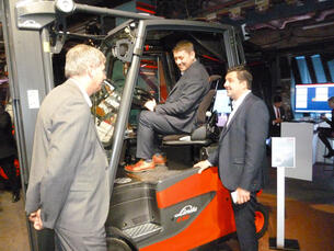 E-Stapler mit Panorama-Sitz